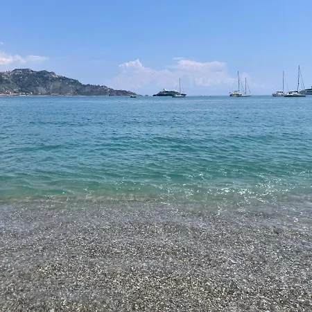 La Finestra Sul Mare Modern Джардіні-Наксос