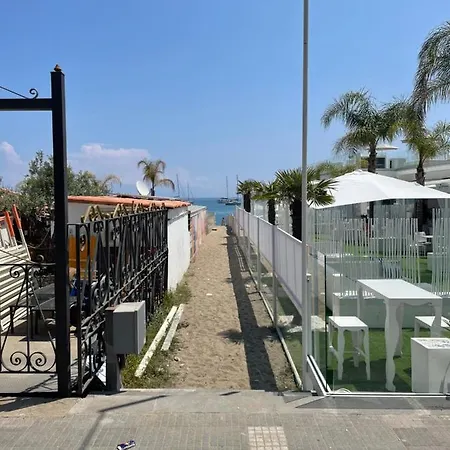 La Finestra Sul Mare Modern