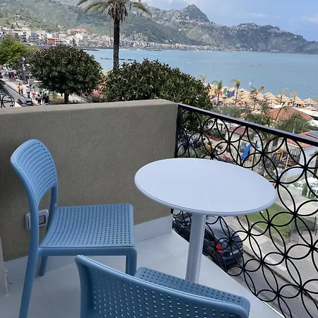 La Finestra Sul Mare Modern 지아르디니낙소스