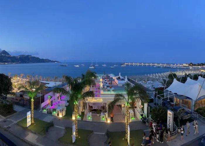 La Finestra Sul Mare Modern Apartament *