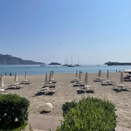 La Finestra Sul Mare Modern 아파트 *