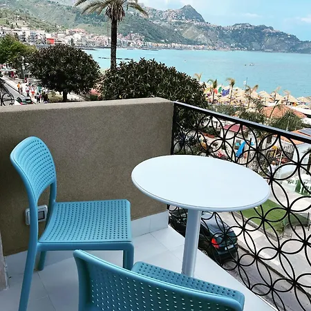 La Finestra Sul Mare Modern 지아르디니낙소스